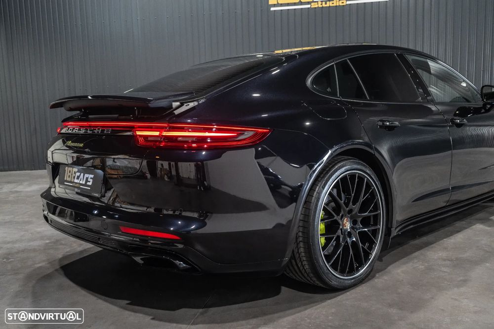 Porsche Panamera 4 E-Hybrid Platinum Edition - 52