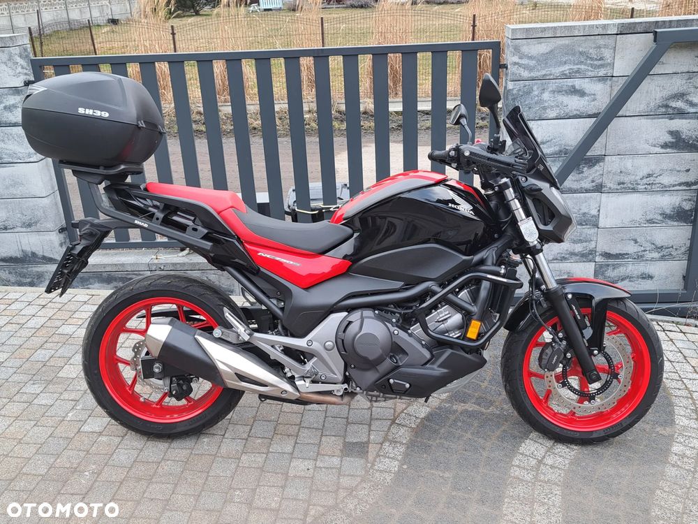 Honda NC - 12