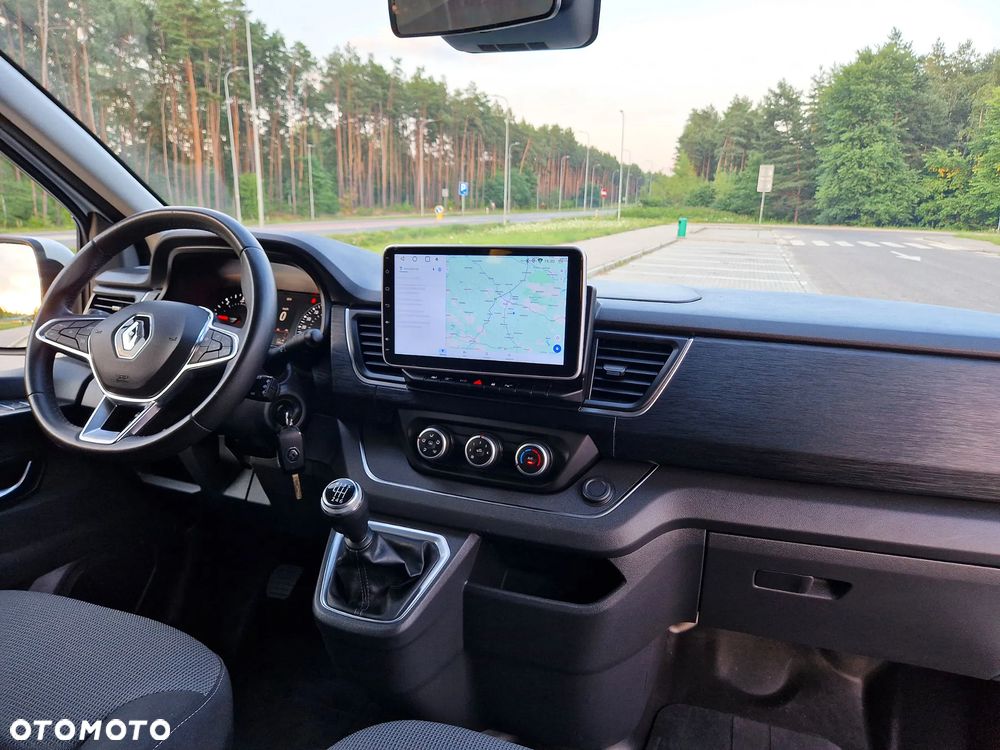 Renault Trafic 2.0 dCi - 15