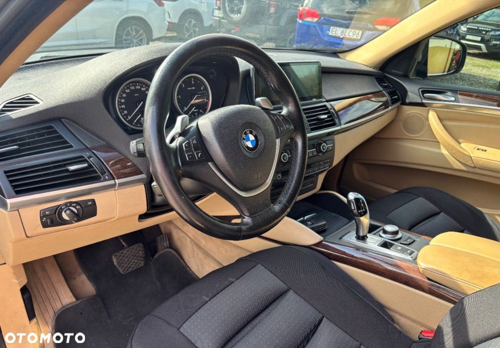 BMW X6 - 11