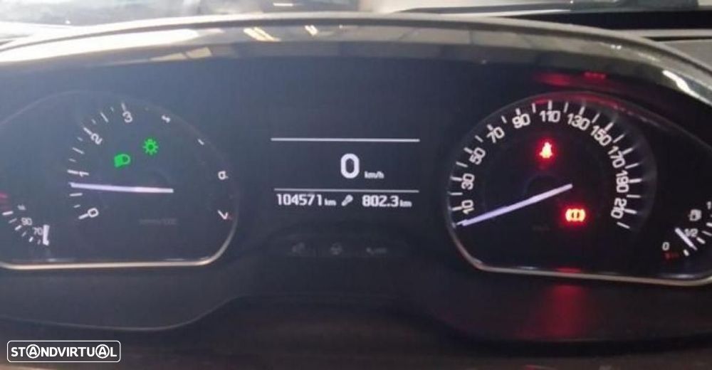 Peugeot 2008 - 5