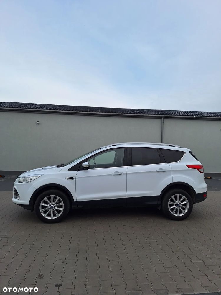 Ford Kuga 1.5 EcoBoost 4x4 Titanium - 3