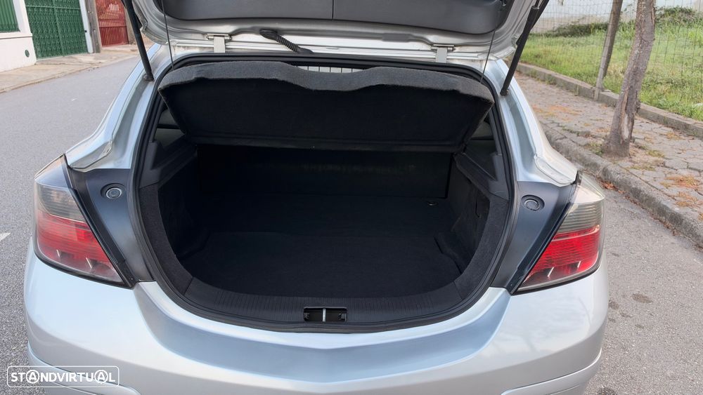 Opel Astra GTC 1.3 CDTi - 8