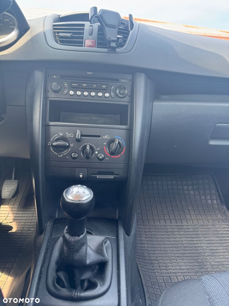 Peugeot 207 1.4 Access - 14