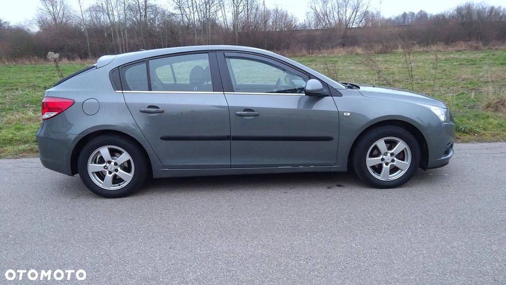 Chevrolet Cruze 1.6 LT - 3