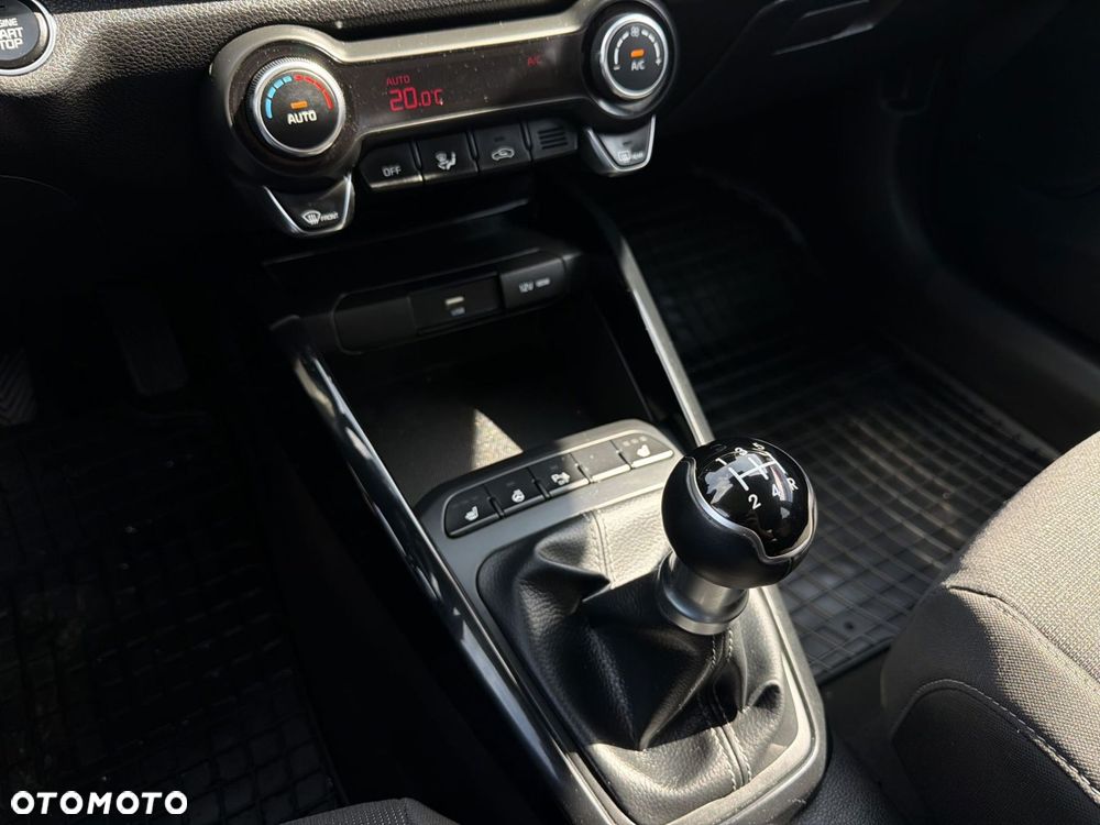 Kia Rio 1.2 L Business Line - 22