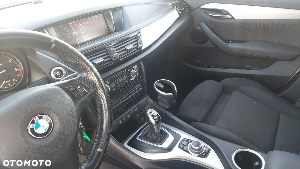 BMW X1 sDrive18d M Sport sport - 22