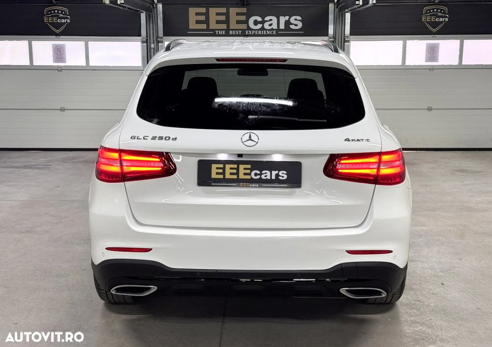Mercedes-Benz GLC 250 d 4Matic 9G-TRONIC AMG Line - 30