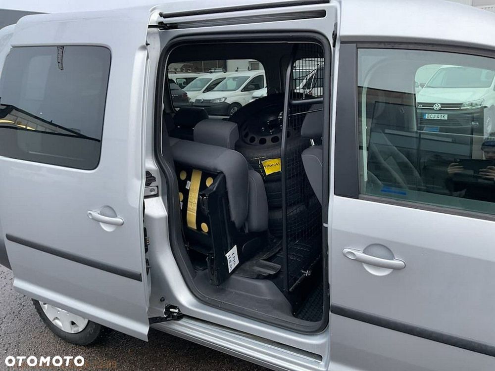 Volkswagen Caddy - 10