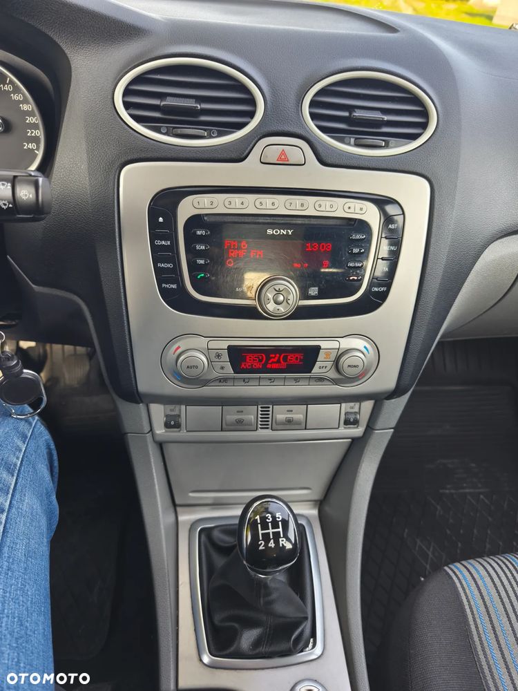 Ford Focus 1.6 TDCi Ambiente - 23