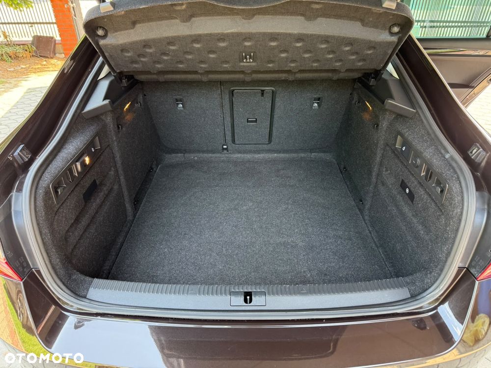 Skoda Superb 2.0 TDI 4x4 L&K DSG - 25