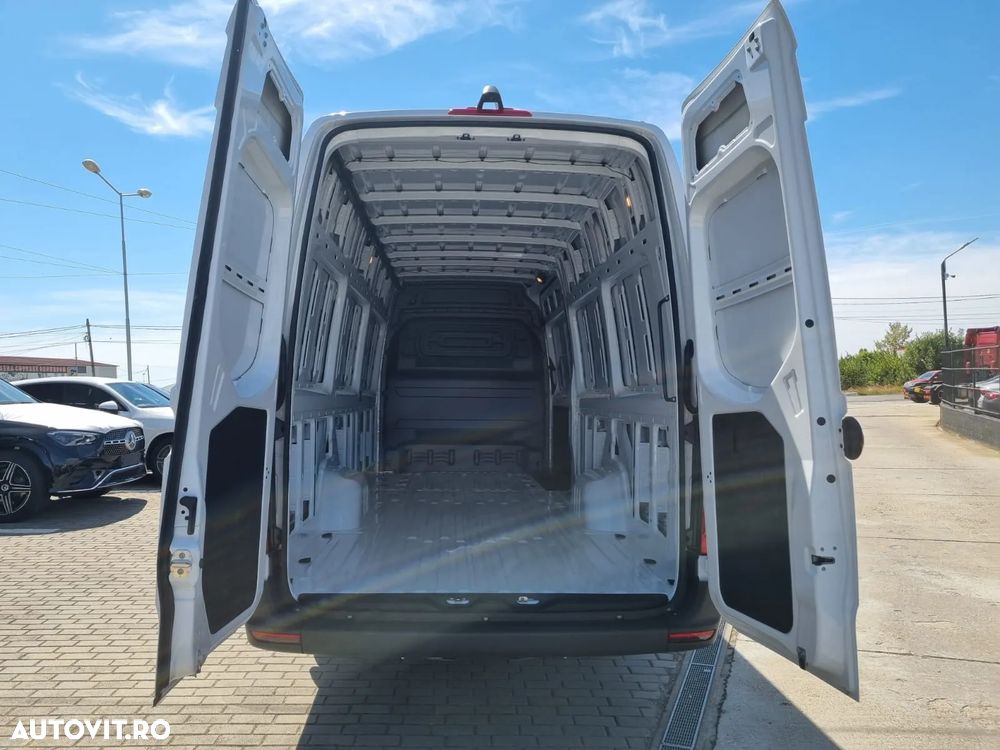 Mercedes-Benz Sprinter 317 CDI furgon extra-lung PRO - 11