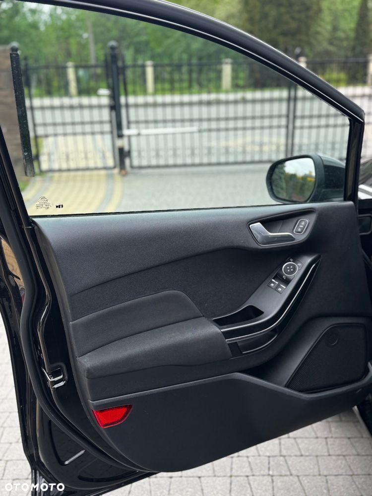 Ford Fiesta - 7