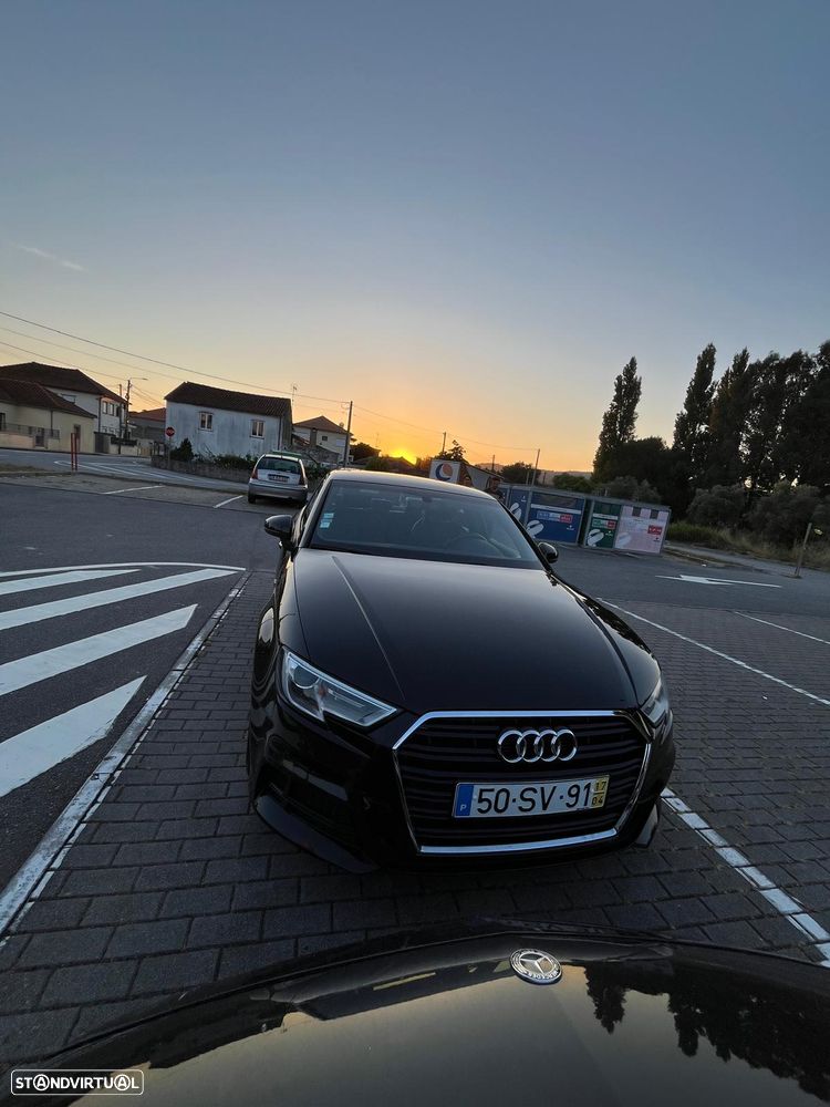 Audi A3 Limousine 1.6 TDI S-line - 2