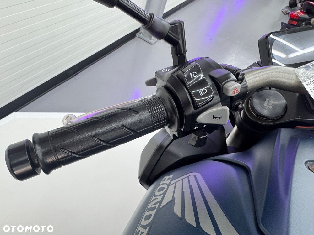 Honda CB - 24