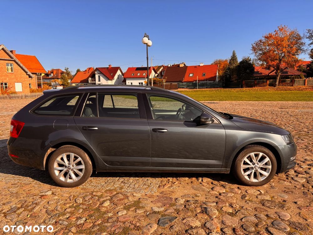 Skoda Octavia 1.4 TSI Ambition - 3