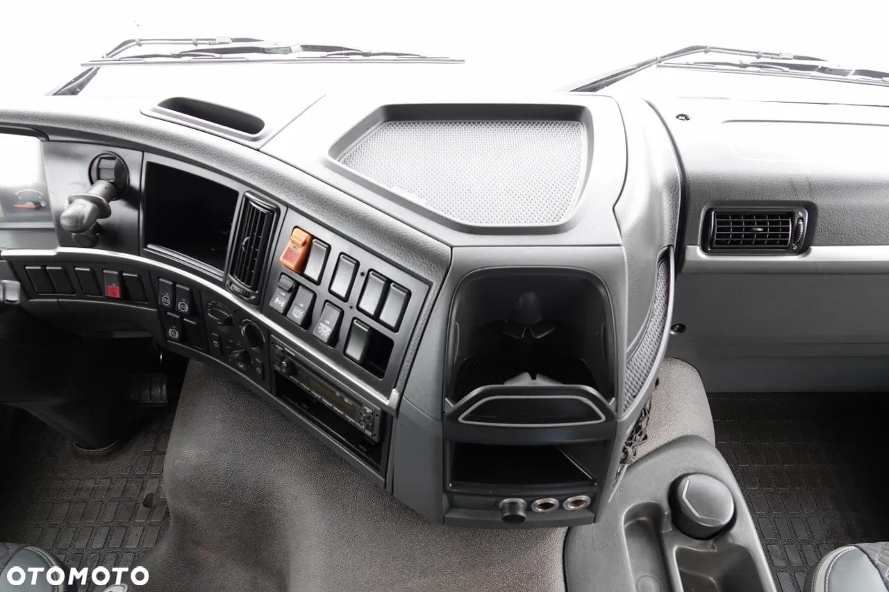 Volvo FM 380 / PEŁNY ADR / MAŁY PRZEBIEG / SPROWADZONY - 29