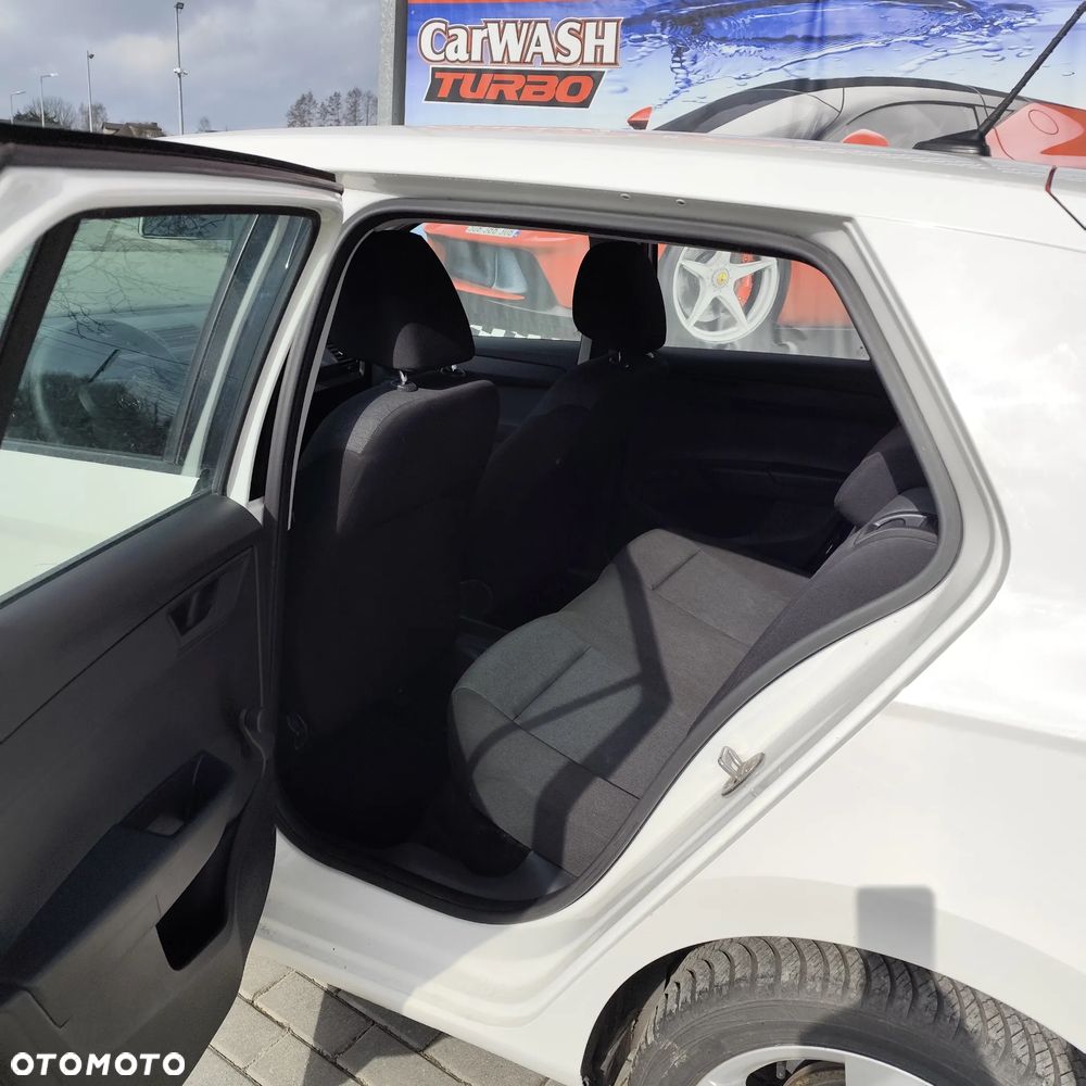 Skoda Fabia 1.0 MPI Active - 12