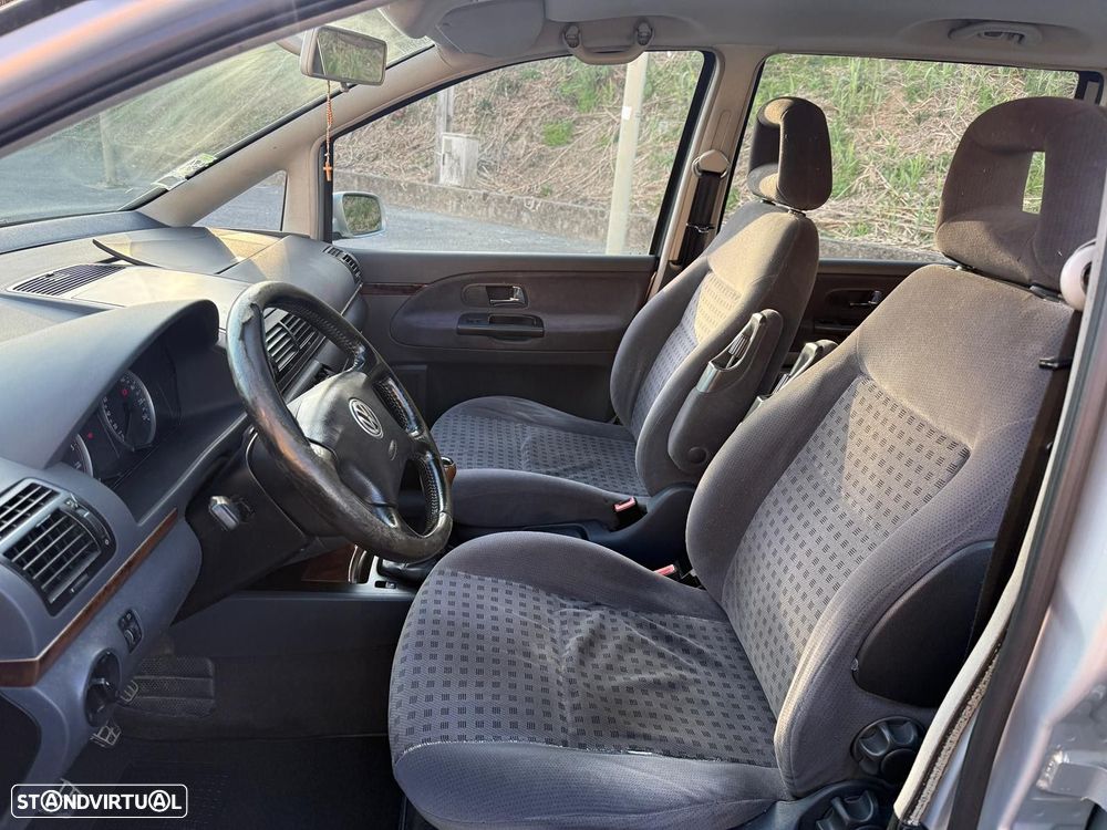 VW Sharan - 8