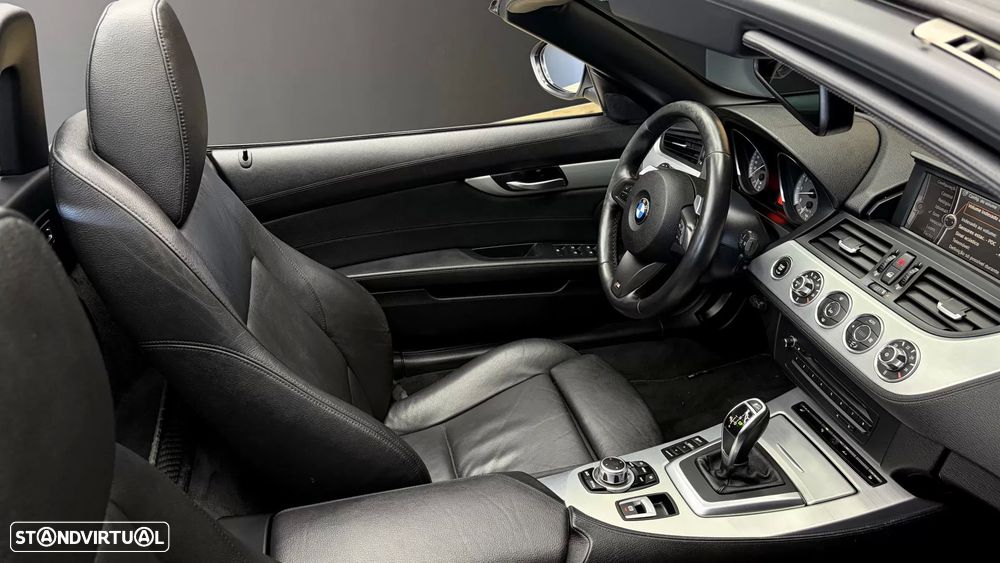 BMW Z4 35 is Auto - 29