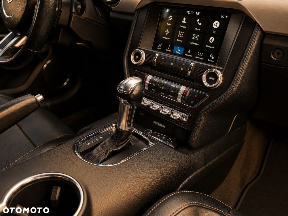 Ford Mustang - 24