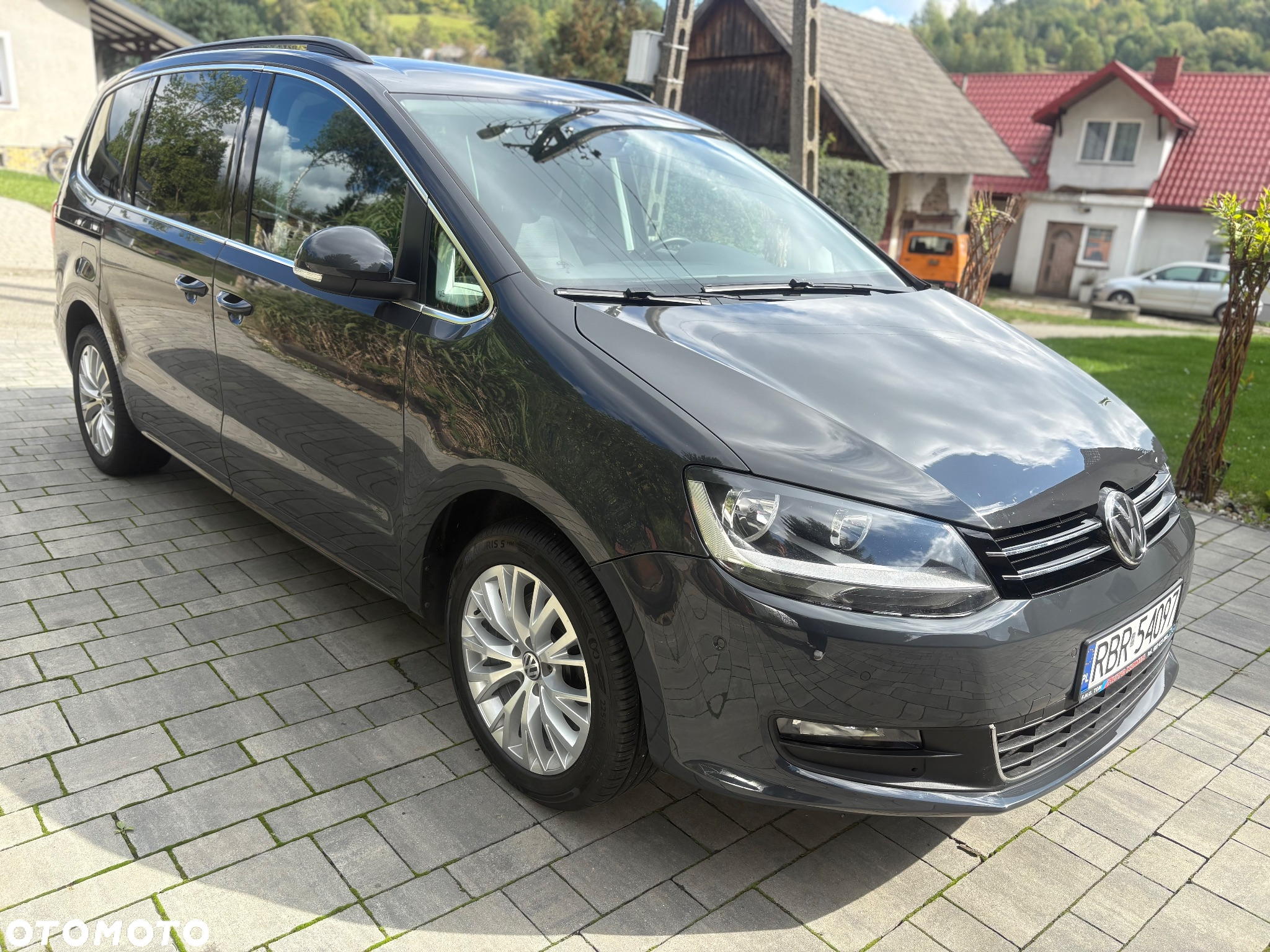 Volkswagen Sharan 2.0 TDI DSG (BlueMotion Technology) Comfortline - 4