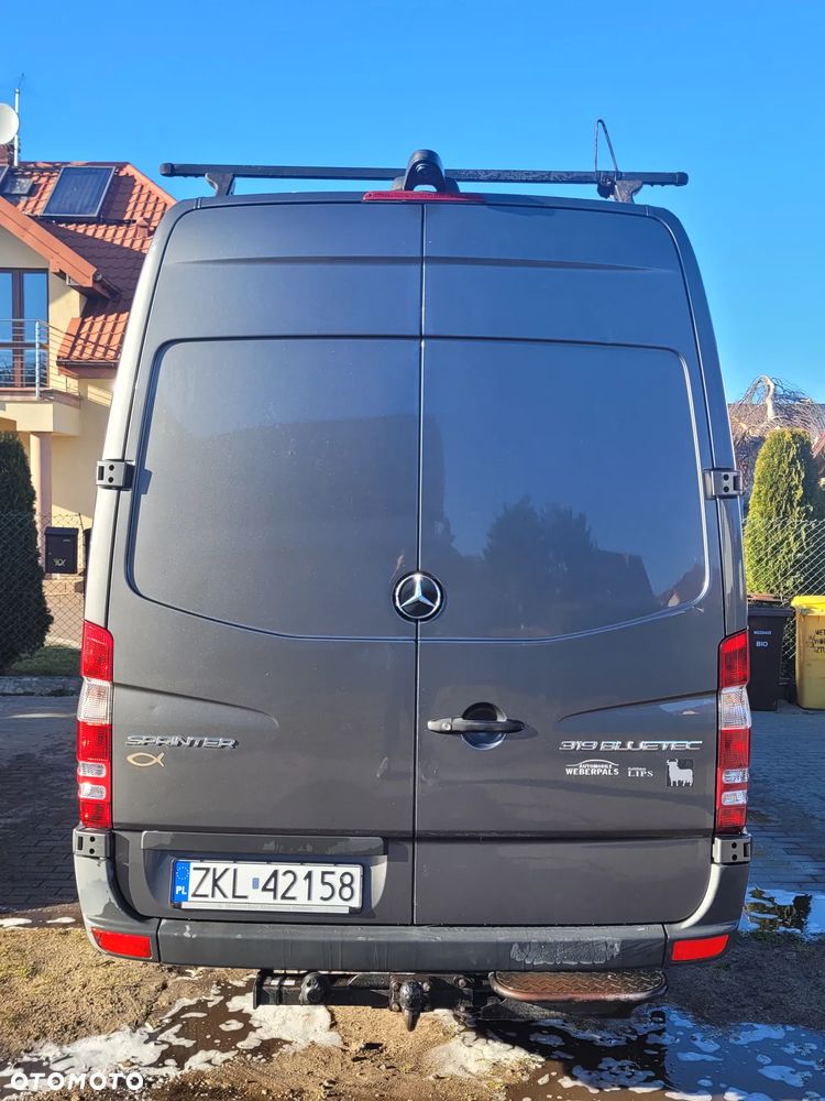 Mercedes-Benz Sprinter - 21