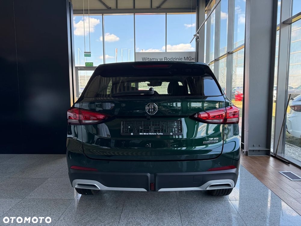 MG ZS Hybrid+ - 12