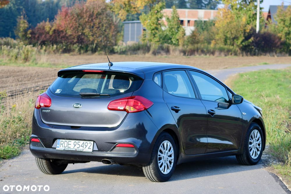 Kia Ceed 1.4 CVVT Attract - 7