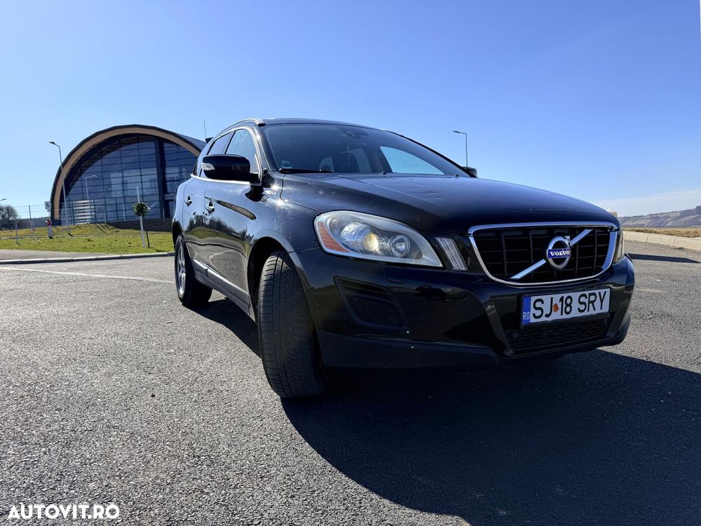 Volvo XC 60 D3 AWD Aut. Momentum - 7