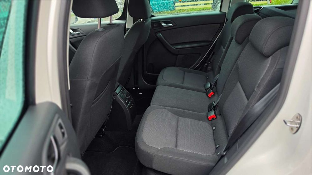 Skoda Yeti 1.2 TSI DSG Active - 8