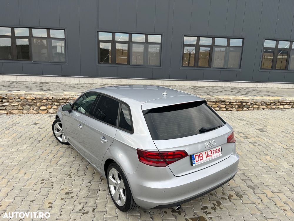Audi A3 1.6 TDI Sportback S tronic sport - 3