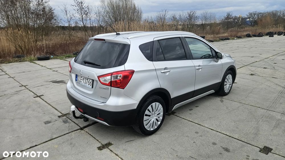 Suzuki SX4 S-Cross 1.6 DDiS Premium 4WD - 3