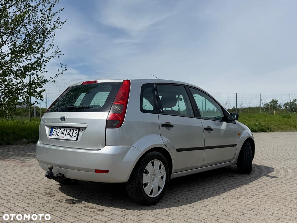 Ford Fiesta 1.4 Ghia - 17