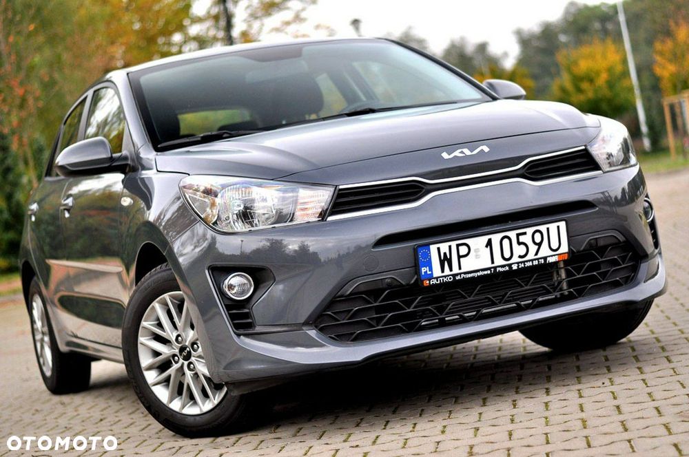 Kia Rio - 33