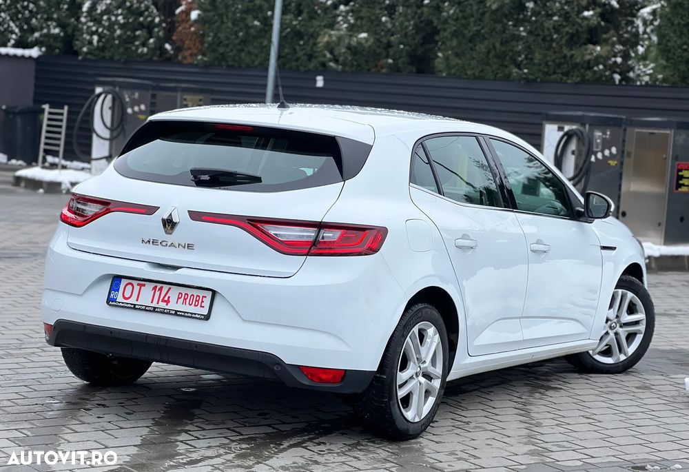 Renault Megane BLUE dCi EDC Limited - 3