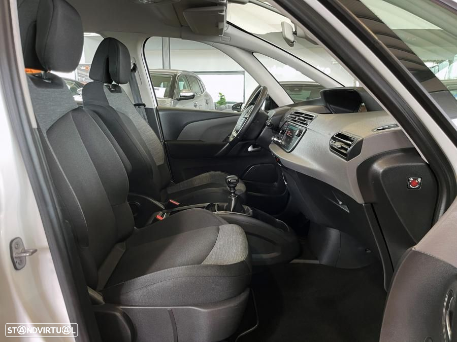 Citroën C4 Spacetourer BlueHDi 130 Stop&Start FEEL - 25
