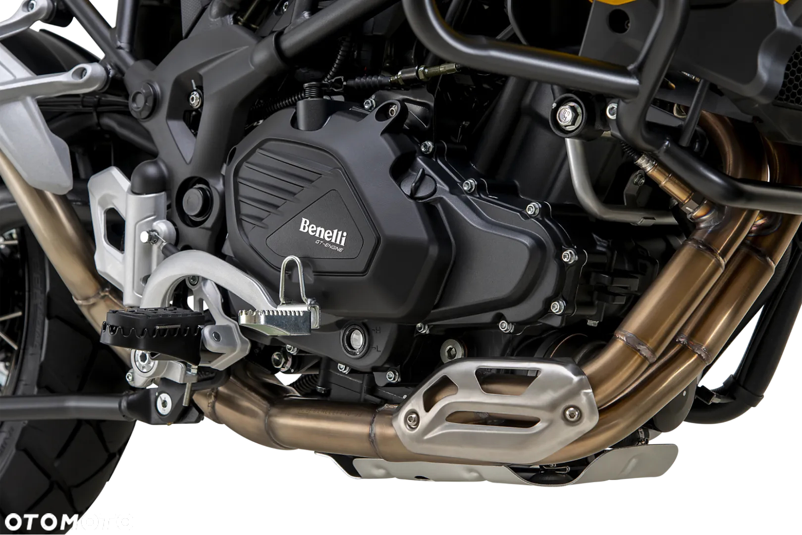 Benelli TRK 502 - 15