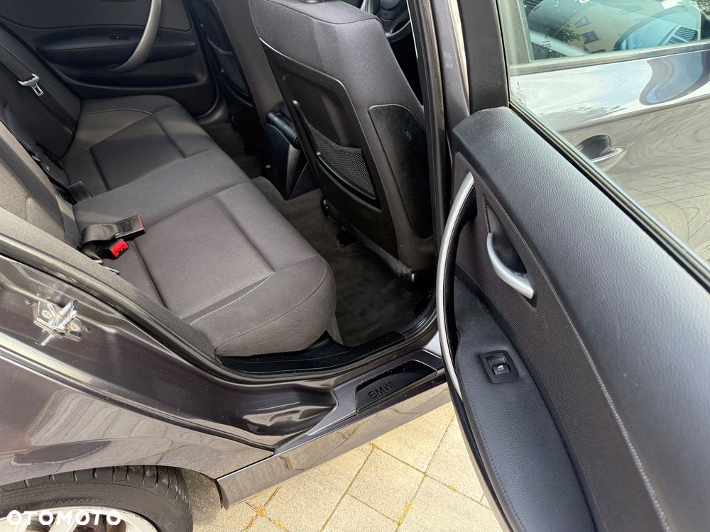 BMW Seria 1 118d - 14