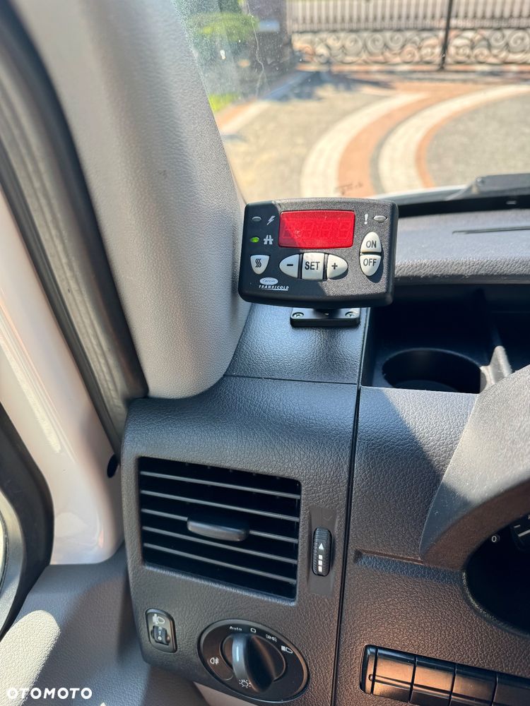Mercedes-Benz Sprinter - 6