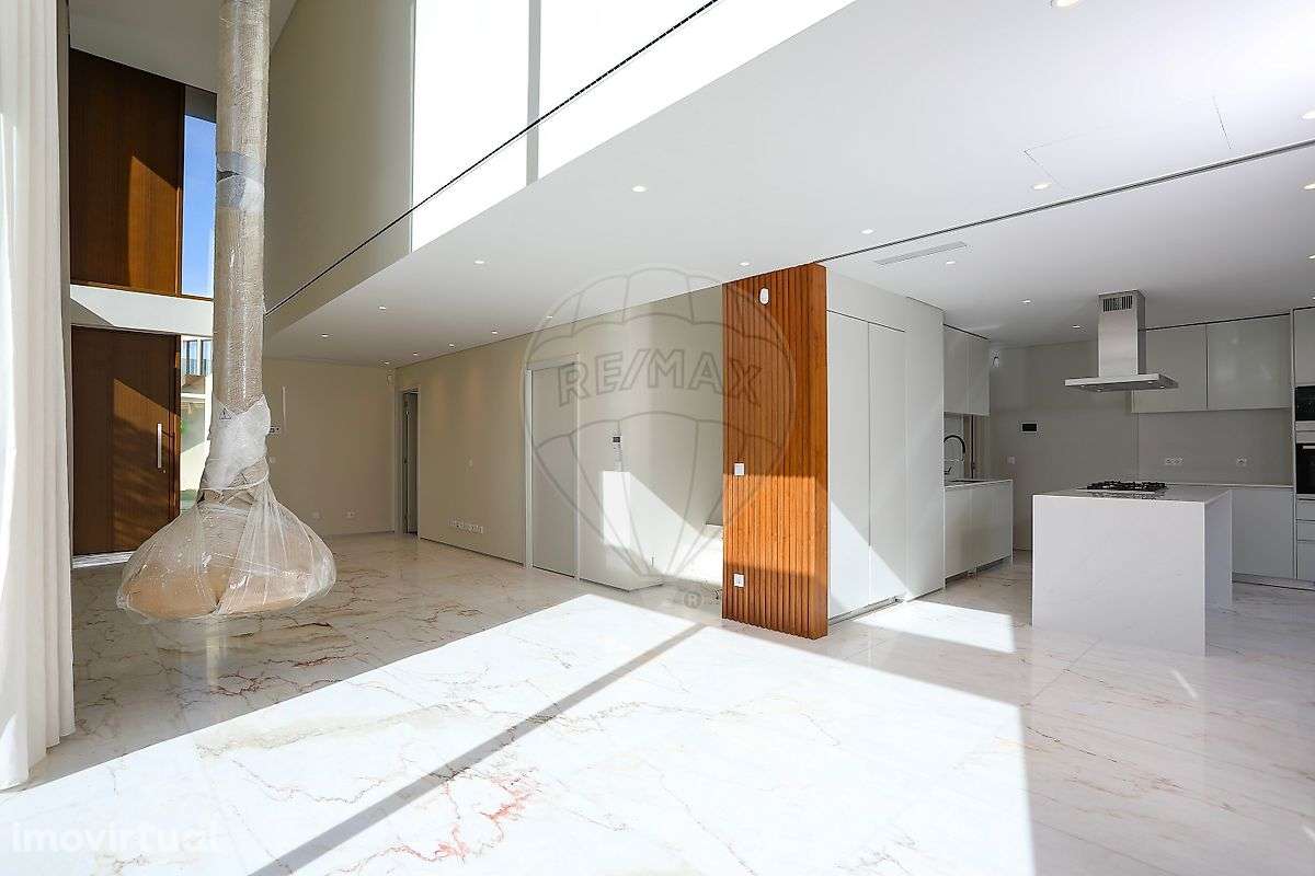 Moradia T4 para arrendamento - Grande imagem: 4/41