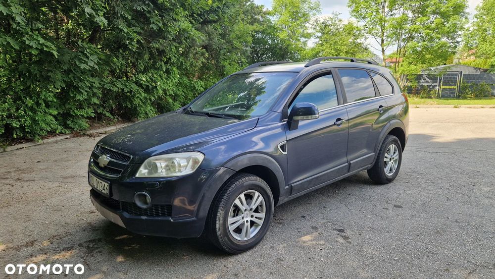 Chevrolet Captiva 2.0 4WD 7 Sitzer LT - 2