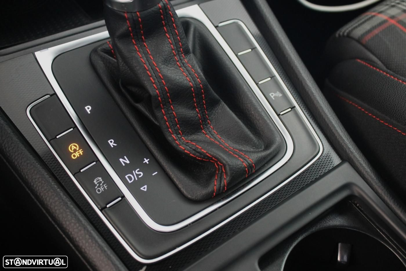 VW Golf 2.0 TSi GTi DSG Performance - 29