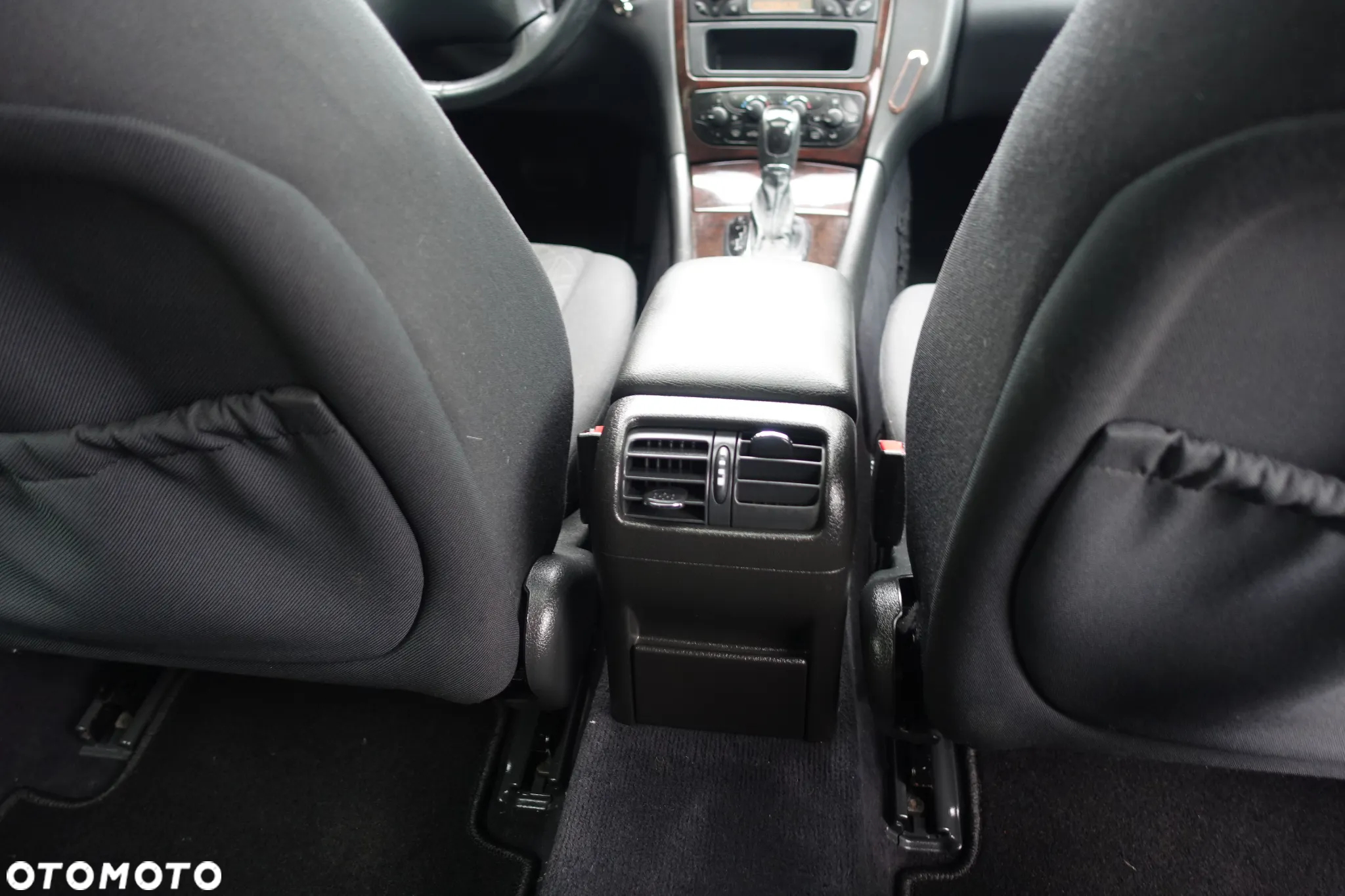 Mercedes-Benz Klasa C 180 T Kompressor Automatik Avantgarde - 16