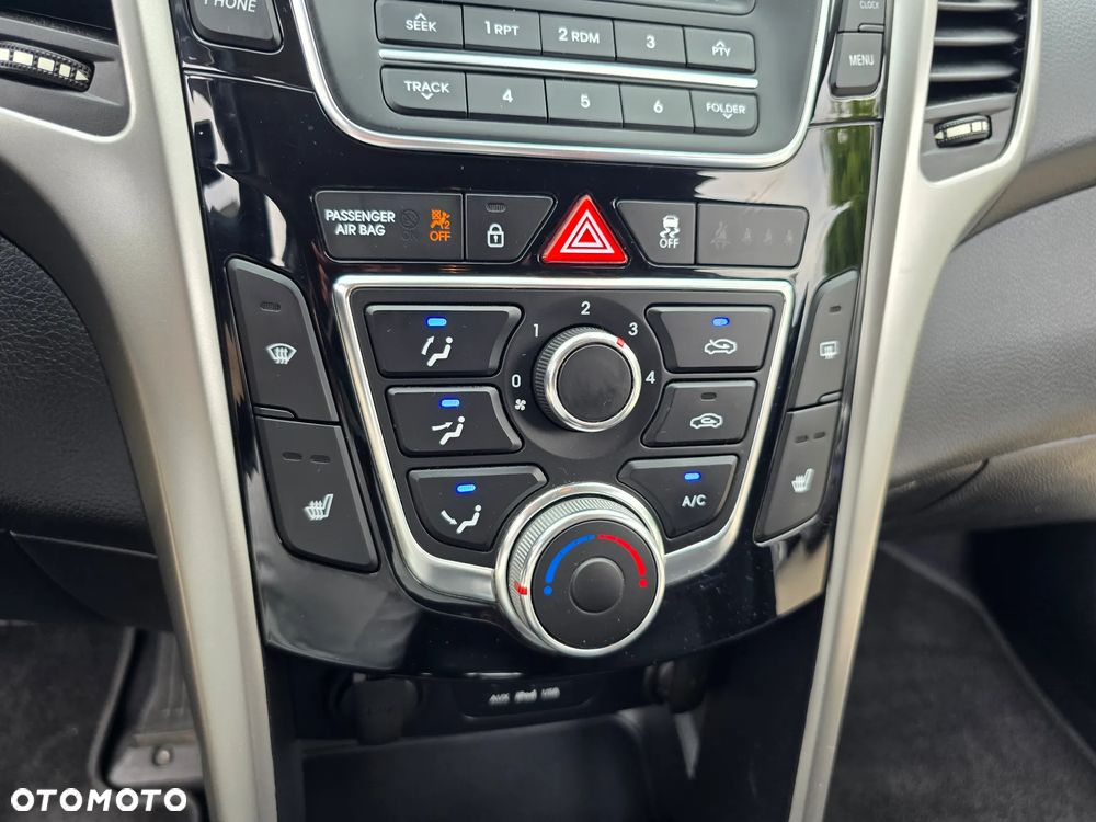 Hyundai i30 - 29