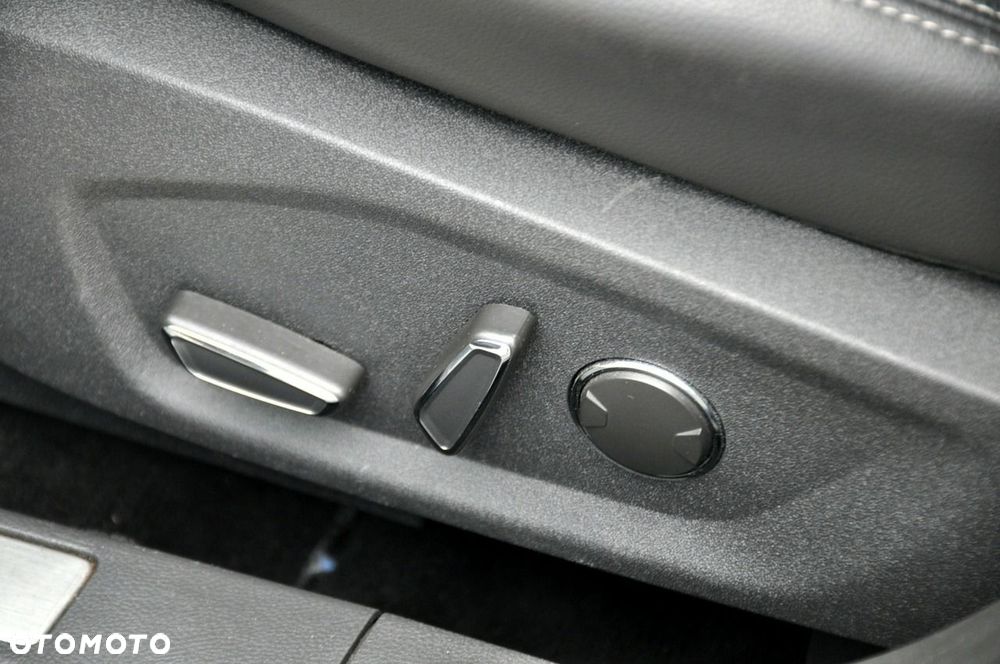 Ford Mondeo - 24