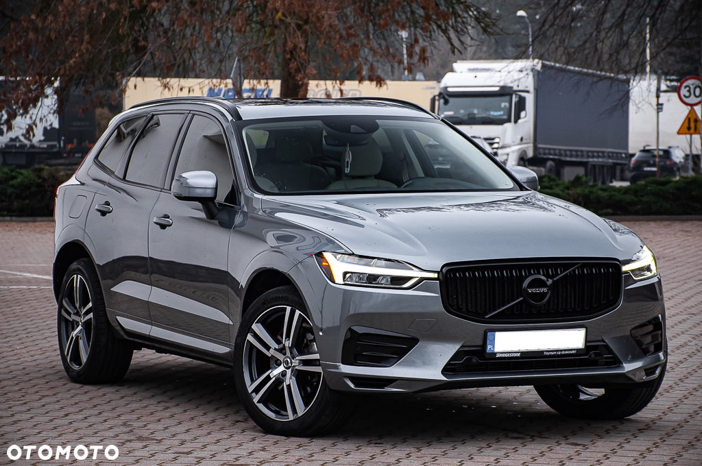 Volvo XC 60 T6 AWD Momentum - 3