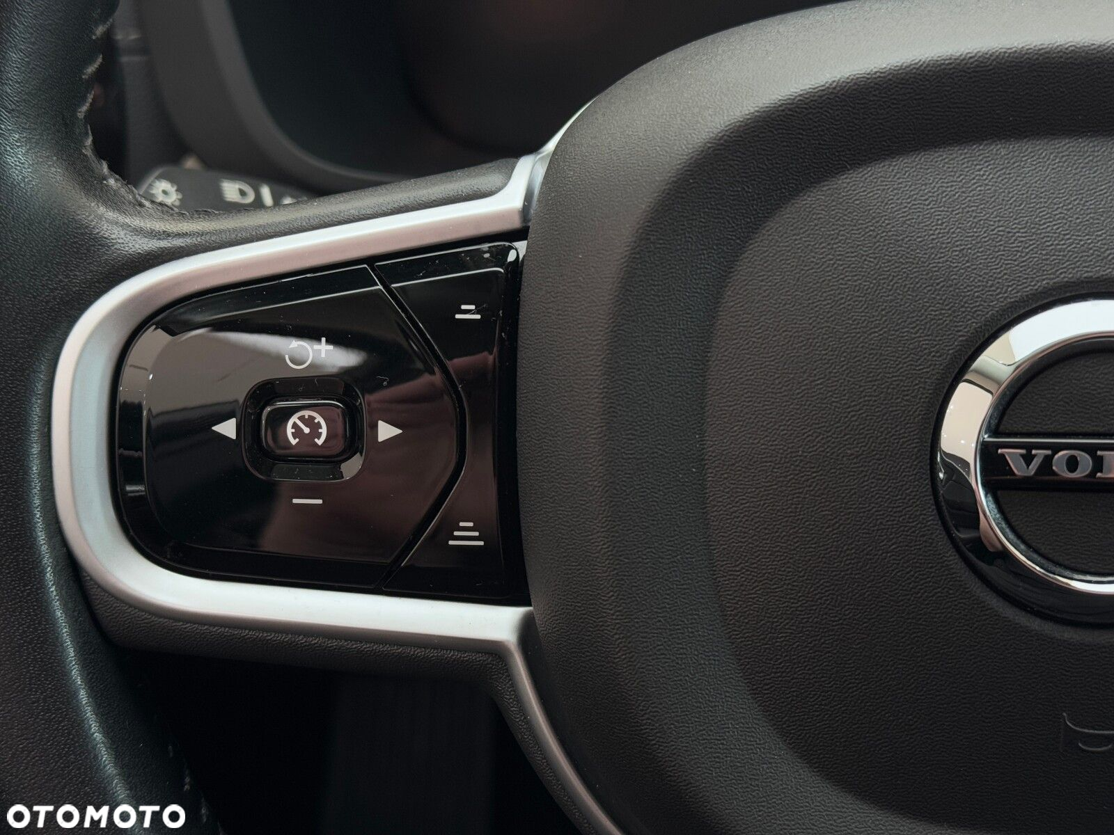 Volvo XC 60 - 24