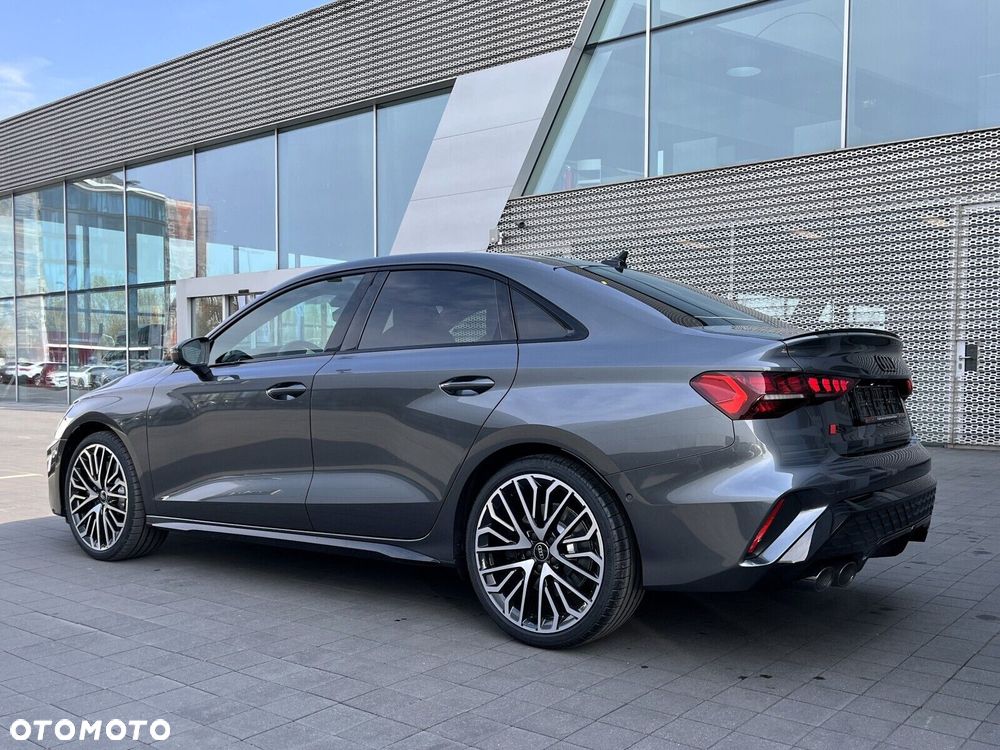 Audi S3 Limousine - 4