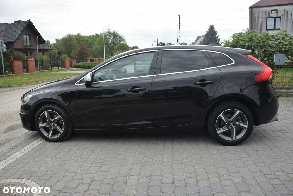 Volvo V40 D2 - 16